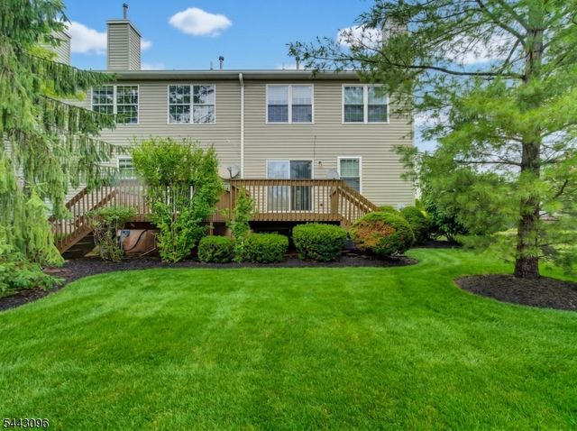 57 Victoria Dr, Franklin Twp., NJ 08873