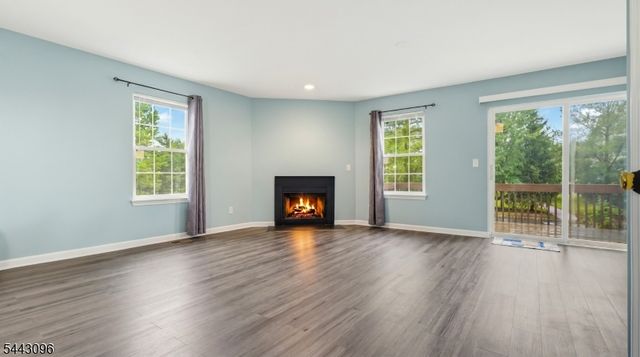 57 Victoria Dr, Franklin Twp., NJ 08873