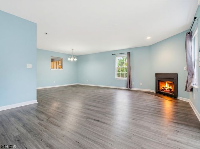 57 Victoria Dr, Franklin Twp., NJ 08873