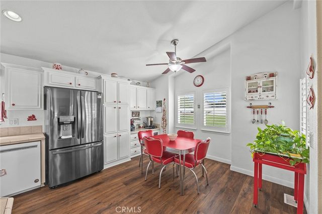 1366 Woodbrook Way, Corona, CA 92882