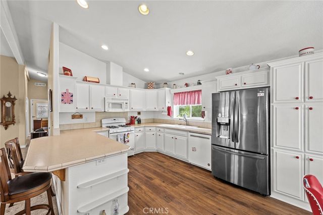 1366 Woodbrook Way, Corona, CA 92882