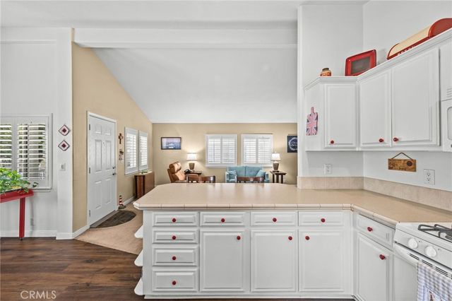 1366 Woodbrook Way, Corona, CA 92882