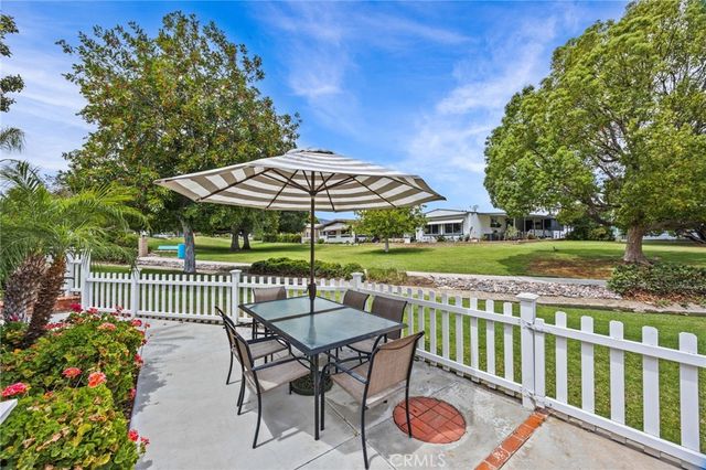 1366 Woodbrook Way, Corona, CA 92882