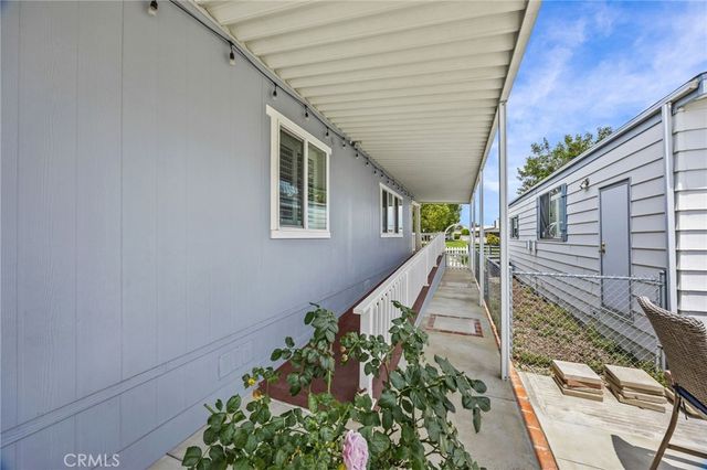 1366 Woodbrook Way, Corona, CA 92882