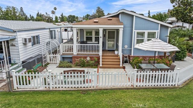 1366 Woodbrook Way, Corona, CA 92882