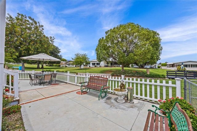 1366 Woodbrook Way, Corona, CA 92882