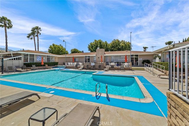 1366 Woodbrook Way, Corona, CA 92882
