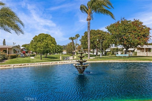 1366 Woodbrook Way, Corona, CA 92882