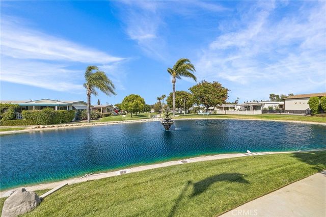 1366 Woodbrook Way, Corona, CA 92882