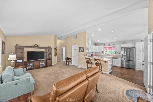 1366 Woodbrook Way, Corona, CA 92882
