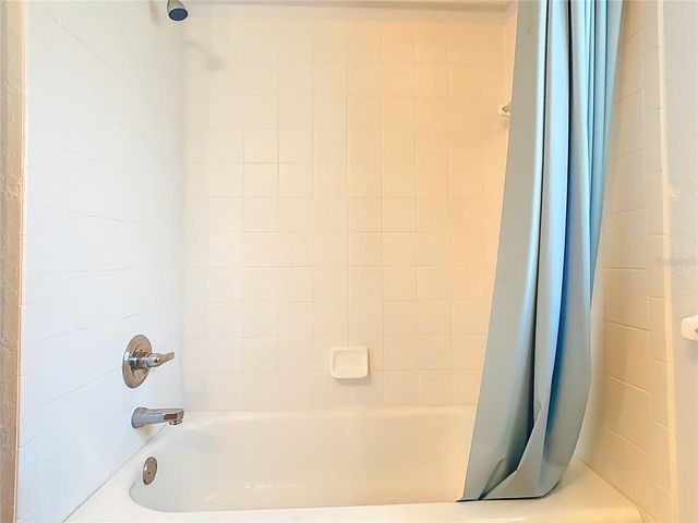 2513 PINE VALLEY DRIVE, Lakeland, FL 33810