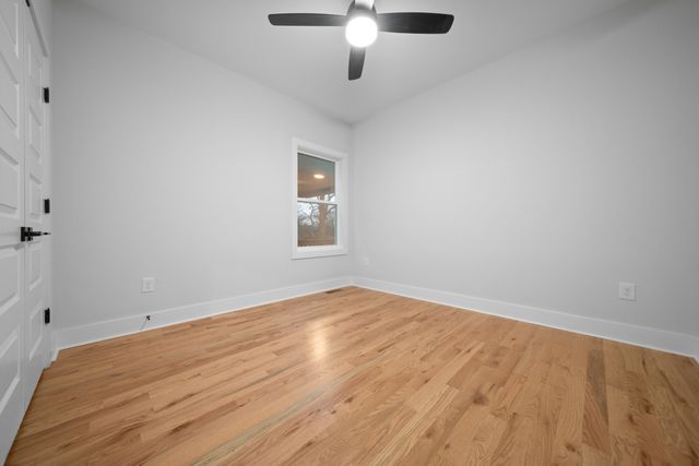 2120B Burns St, Nashville, TN 37216