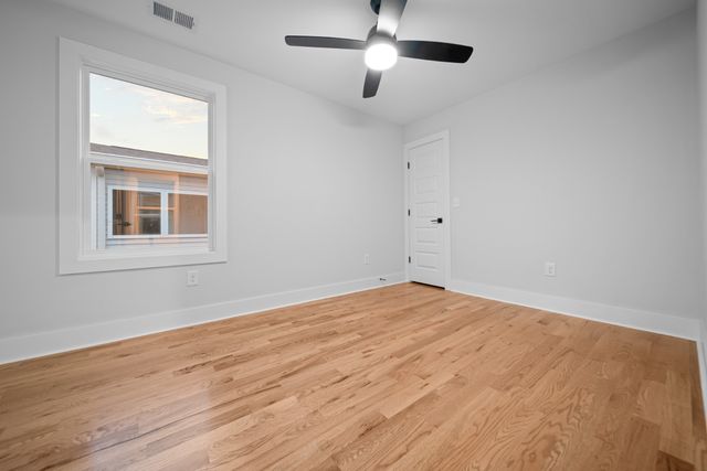 2120B Burns St, Nashville, TN 37216