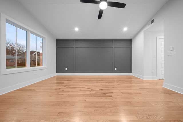 2120B Burns St, Nashville, TN 37216