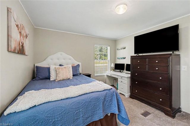 163 Flat Swamp Lake Road, Denton, NC 27239