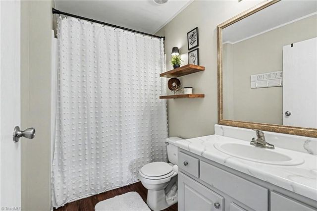 163 Flat Swamp Lake Road, Denton, NC 27239