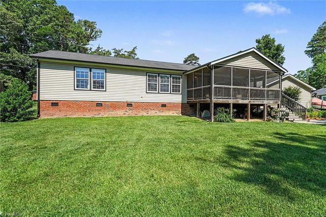 163 Flat Swamp Lake Road, Denton, NC 27239