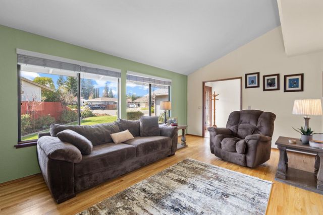 4941 Wendy Ct, Carmichael, CA 95608