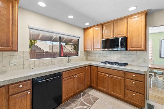 4941 Wendy Ct, Carmichael, CA 95608