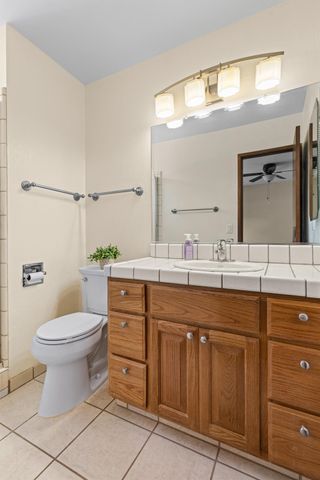 4941 Wendy Ct, Carmichael, CA 95608