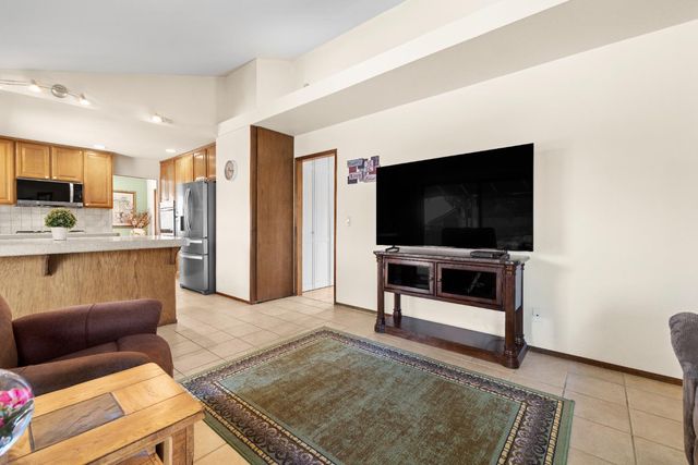 4941 Wendy Ct, Carmichael, CA 95608