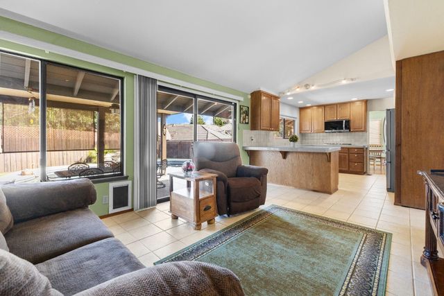 4941 Wendy Ct, Carmichael, CA 95608