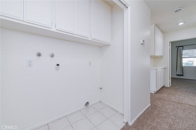 527 Springbrook N, Irvine, CA 92614