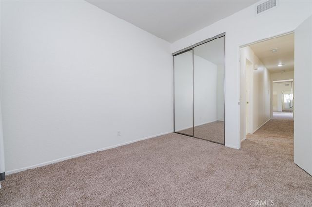 527 Springbrook N, Irvine, CA 92614