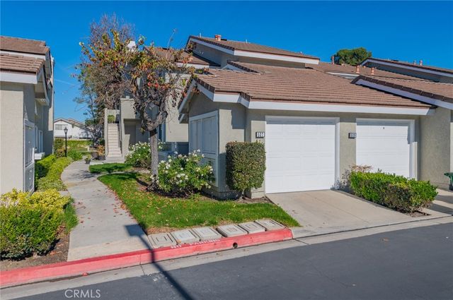 527 Springbrook N, Irvine, CA 92614