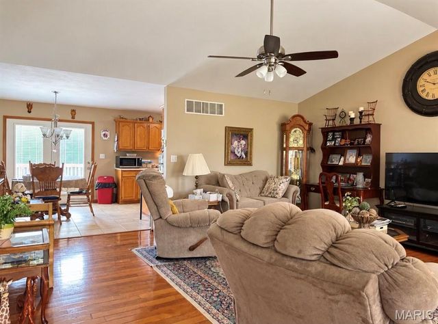 196 Indian Prairie Lane, Union, MO 63084
