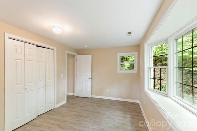 407 W Main Street, Brevard, NC 28712
