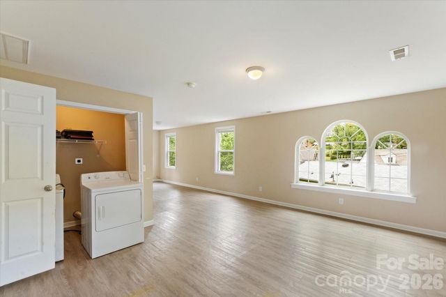 407 W Main Street, Brevard, NC 28712