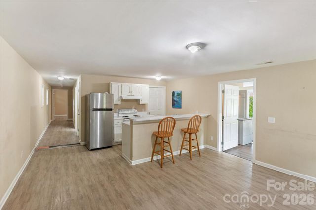 407 W Main Street, Brevard, NC 28712