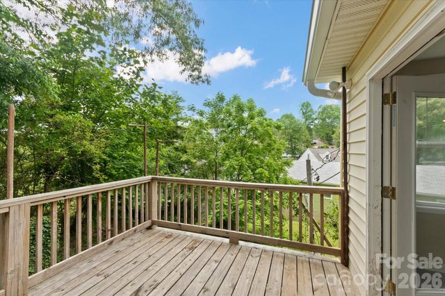 407 W Main Street, Brevard, NC 28712