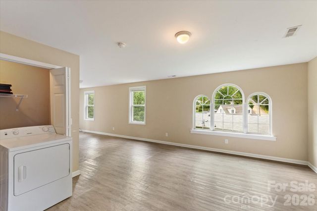 407 W Main Street, Brevard, NC 28712