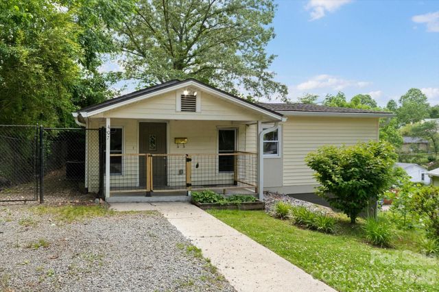 407 W Main Street, Brevard, NC 28712