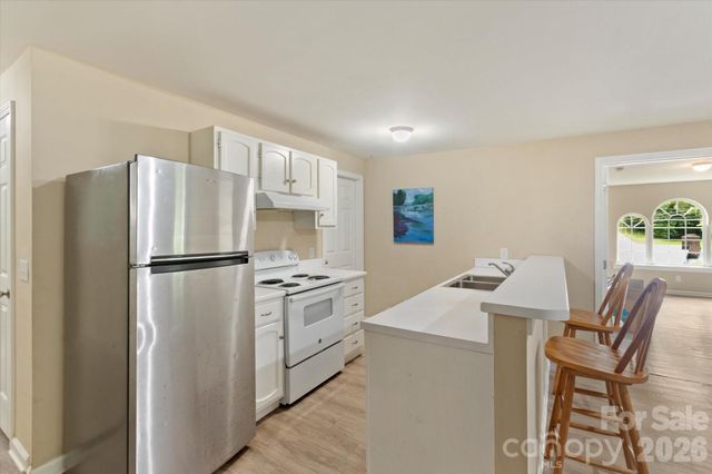 407 W Main Street, Brevard, NC 28712