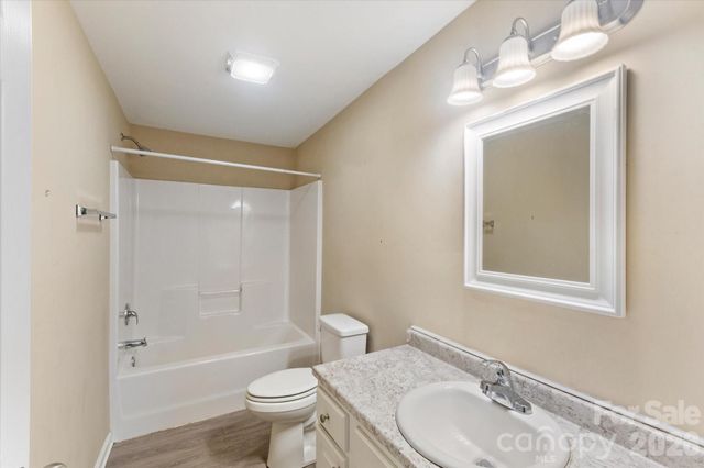 407 W Main Street, Brevard, NC 28712