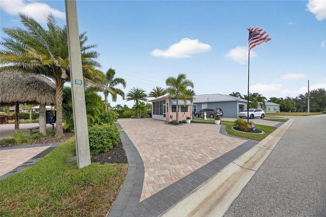 3283 RED TAIL HAWK DRIVE, Polk City, FL 33868