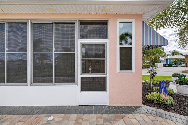 3283 RED TAIL HAWK DRIVE, Polk City, FL 33868