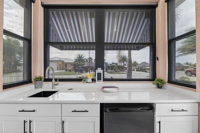 3283 RED TAIL HAWK DRIVE, Polk City, FL 33868