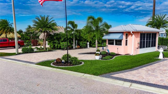 3283 RED TAIL HAWK DRIVE, Polk City, FL 33868