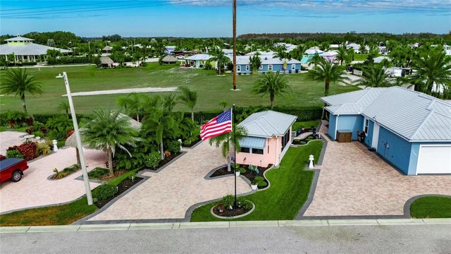 3283 RED TAIL HAWK DRIVE, Polk City, FL 33868