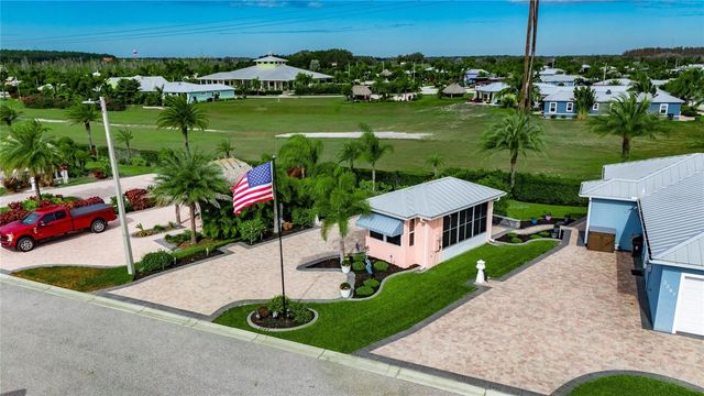 3283 RED TAIL HAWK DRIVE, Polk City, FL 33868