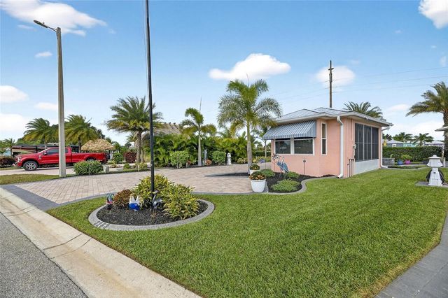 3283 RED TAIL HAWK DRIVE, Polk City, FL 33868