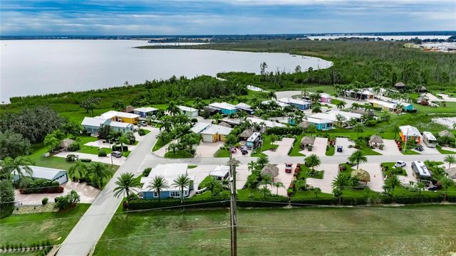 3283 RED TAIL HAWK DRIVE, Polk City, FL 33868