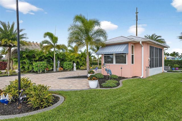 3283 RED TAIL HAWK DRIVE, Polk City, FL 33868