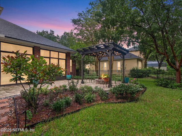 160 PARKSIDE Drive, St. Augustine, FL 32095