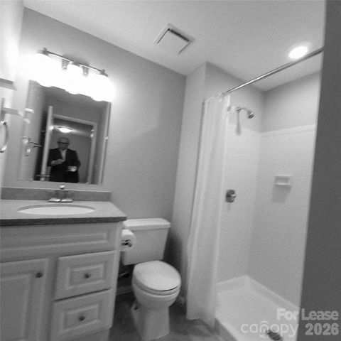 7211 Rollingridge Drive, Charlotte, NC 28211