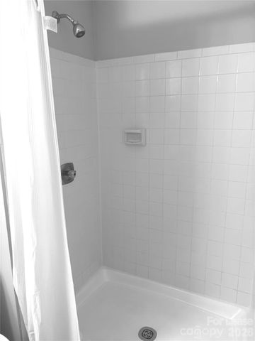 7211 Rollingridge Drive, Charlotte, NC 28211